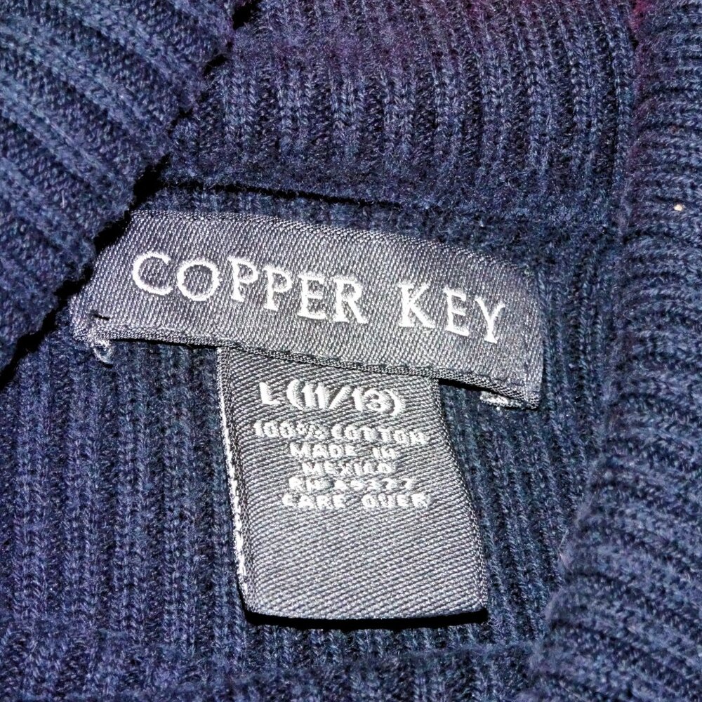 Copper Key Ribbed Turtleneck Sweater - Picture 4 of 6